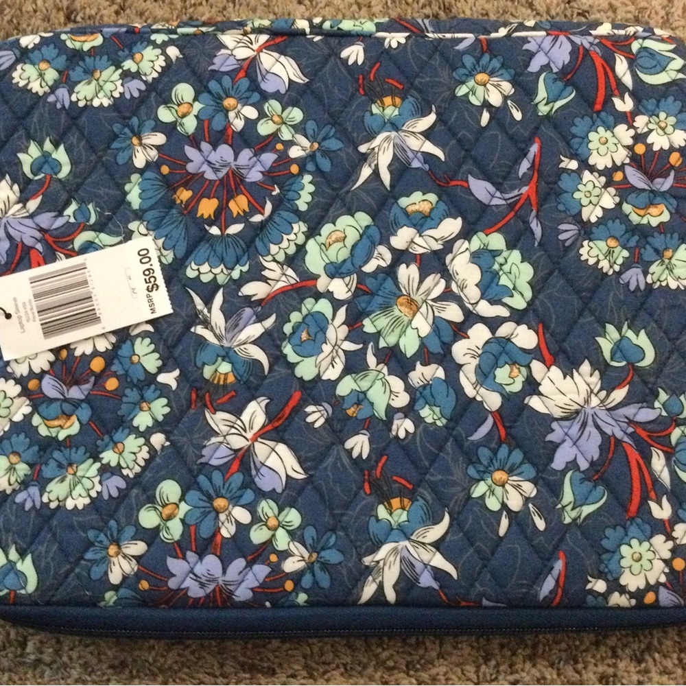 Vera Bradley Laptop Sleeve  Floral Bursts